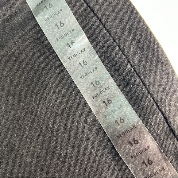 American Eagle Highest Rise Flare Leg Button Fly Jeans Black Size 16 NWT - Picture 6 of 15